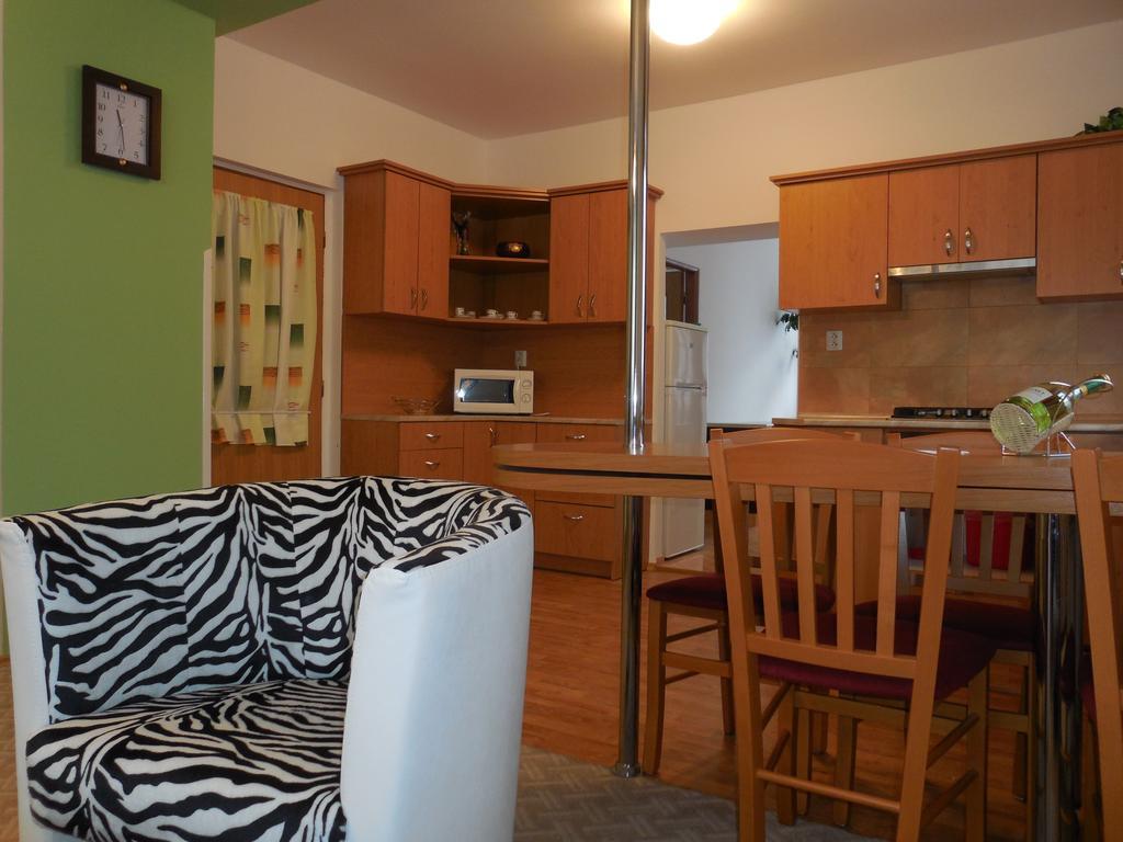 Apartment Blehovi Mala Velen Εξωτερικό φωτογραφία